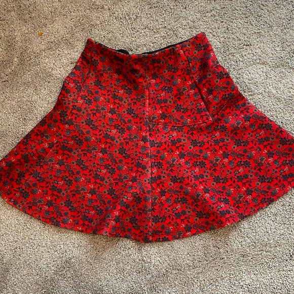 Red Floral Hollister Skirt - Picture 1 of 3